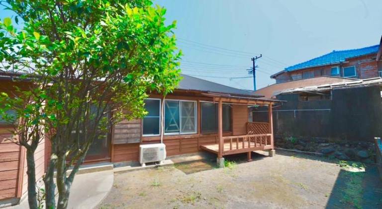 Rental apartment with 1 room for 5 persons in Tokyo