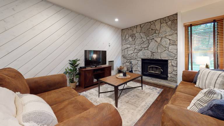 Snowcreek III 441 Pet-Friendly, BBQ Grill, Updated and On the Snowcreek Meadow — photo 5