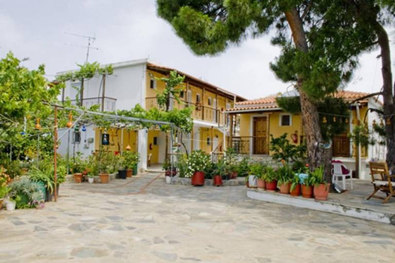 Namestitev  Skiathos