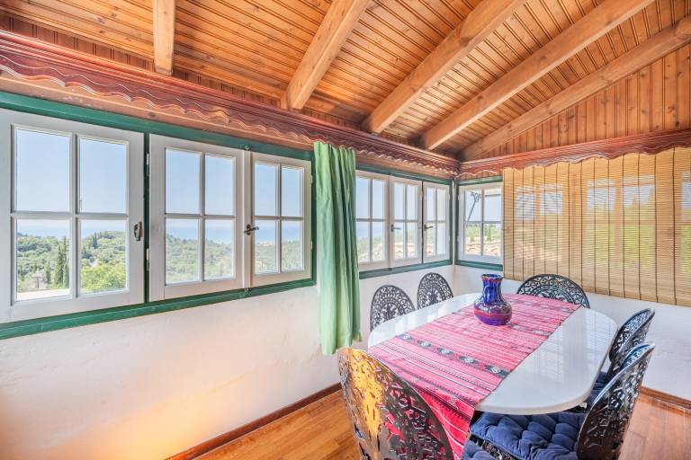 Holiday Home 'Priest's Traditional Mansion' with Sea View, Shared Terrace and Wi-Fi — photo 2