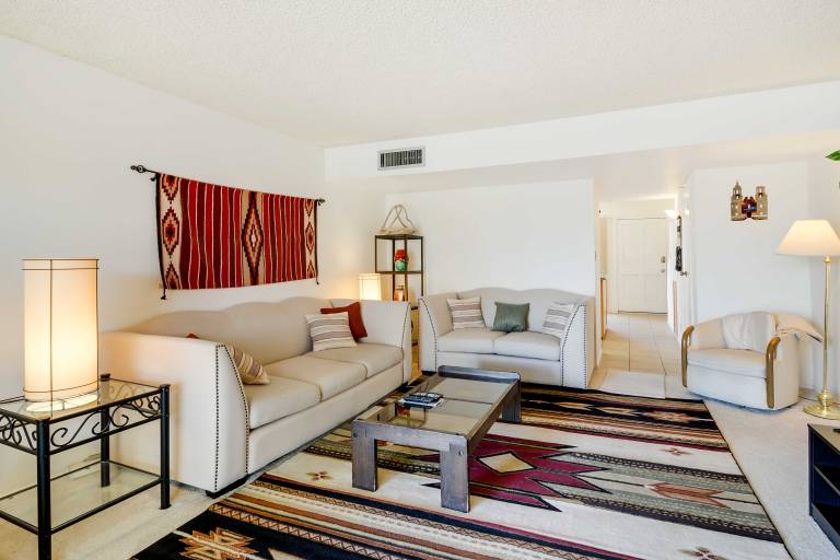 Pool Access! Pet-Friendly Snowbird Retreat in Mesa — photo 5