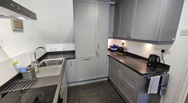 House with 2 rooms for 5 persons — photo 4