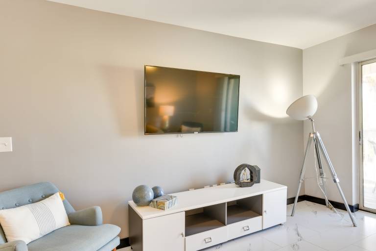 Winter Getaway: Destin Condo by Golf & Dining — photo 5