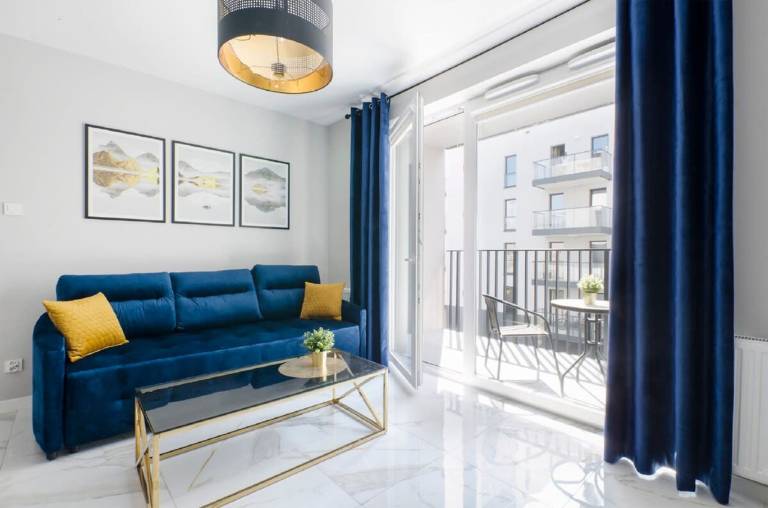 Children-friendly lovely rental apartment with fast internet & patio | Dogs allowed — photo 3
