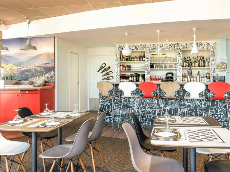 Ibis Issoire — photo 5