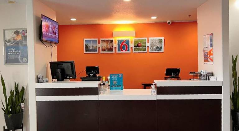 Motel 6 Regina, SK — photo 4