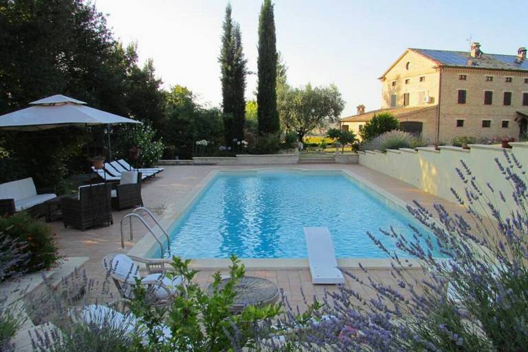 Villa with terrace, yard & barbecue — photo 5
