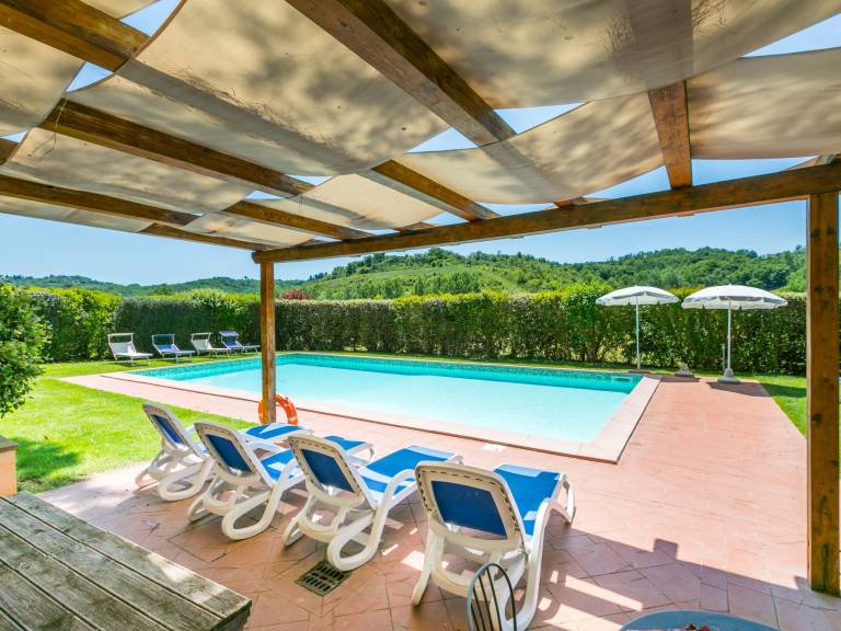 Rental apartment with terrace, garden & barbecue | Nature view — photo 2