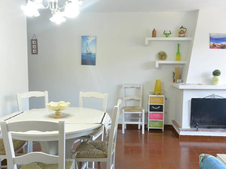 Apartment with 2 rooms for 4 persons — photo 4