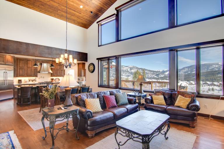 House  Big Sky