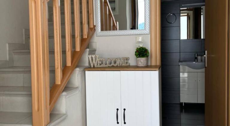 Beautiful vacation home with terrace | Pet-friendly — photo 4