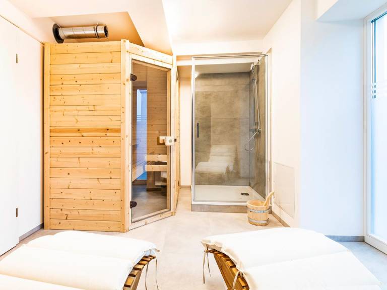 FeWo Goodlife: Luxus-FeWo 118 m² mit Sauna, Kamin & zwei Balkonen – Prora — photo 3