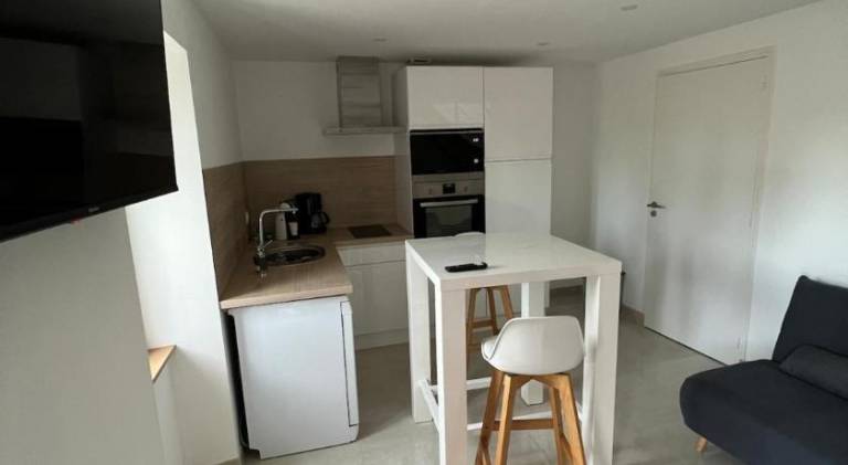 House with 1 room for 2 persons — photo 3