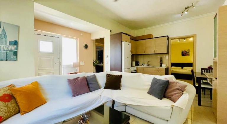 Beautiful apartment with grill, garden & terrace | Suitable for remote work | Pets allowed in Chania