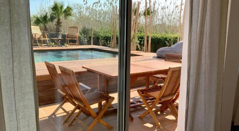Family-friendly villa with patio, private pool & barbecue | Next to the beach | Pets are welcome — photo 2