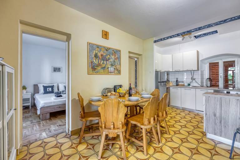 Child-friendly beautiful apartment with yard, patio & barbecue | Pets are welcome — photo 5