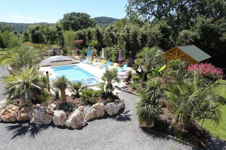 House  Tornac