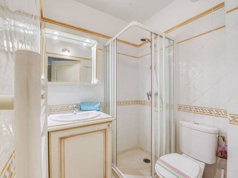 Fully equipped wonderful apartment with pool | Pets allowed — photo 4
