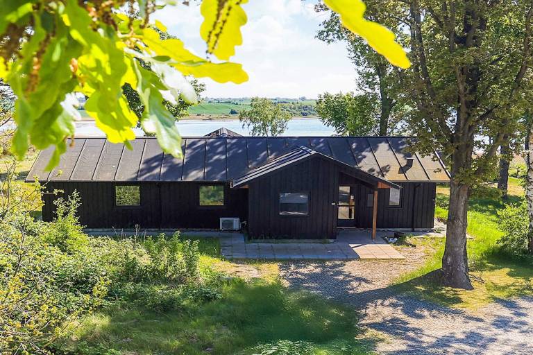 Ferienhaus in Millinge f&uuml;r max. 12 Personen