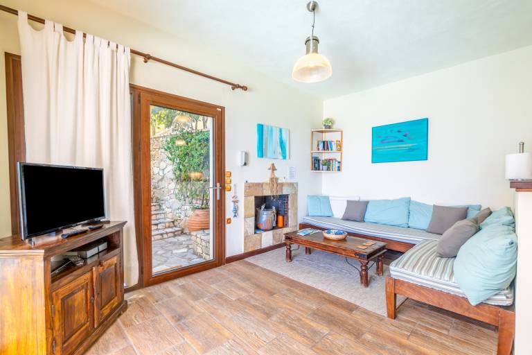 Fully equipped lovely villa with private pool, barbeque & patio | Sea view | Good for workation | Pets are welcome — photo 5
