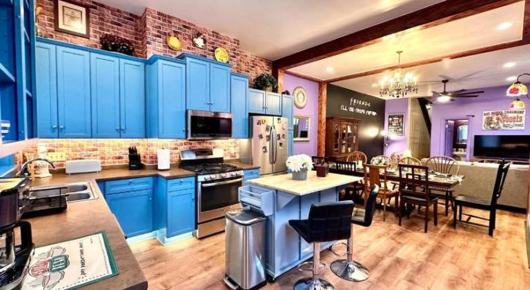 Spacious house with hot tub | Pets are welcome — photo 4
