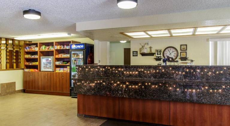 Richland Inn and Suites — photo 2