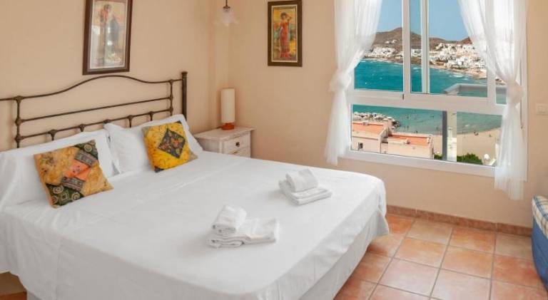 Holiday apartment with terrace | Next to the beach | Pets are welcome in Nijar