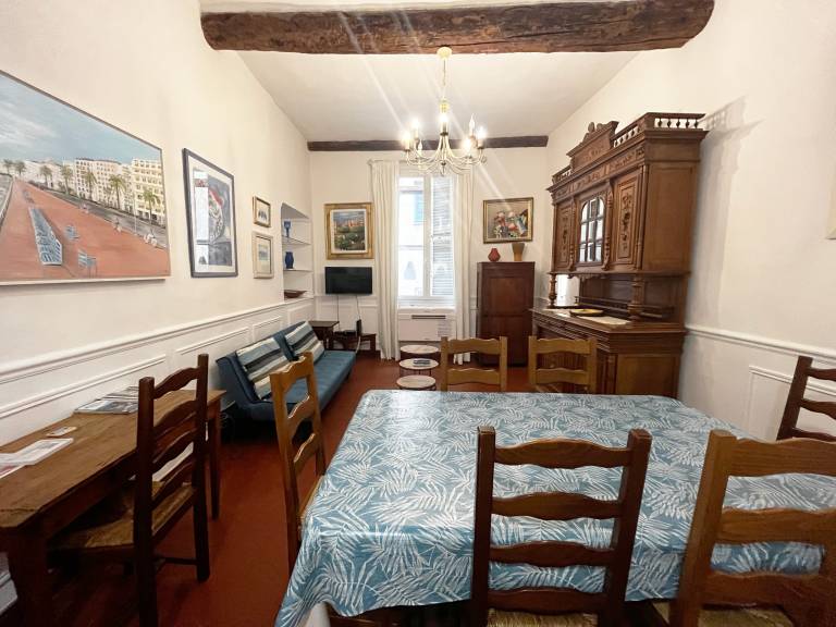Rental apartment | Close to Castle Hill — photo 3