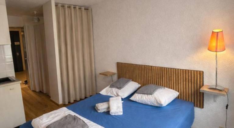 Rental apartment with 1 room for 2 persons in Paray-le-Monial