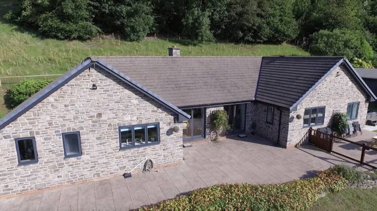 Fully equipped cottage with garden & hot tub | Pets are welcome — photo 5