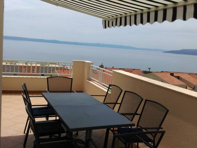 Apartment with terrace & barbecue — photo 3