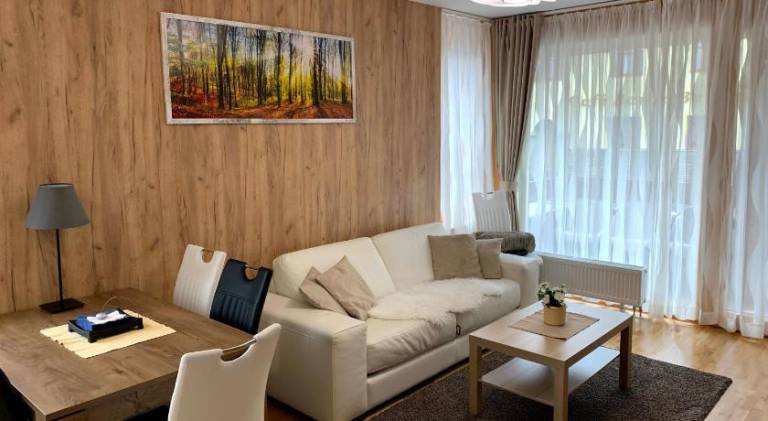 Holiday apartment with pool, sauna & patio | Perfect for remote work — photo 2