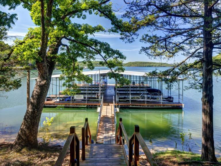 Top Romantic Getaways In Arkansas | HomeToGo