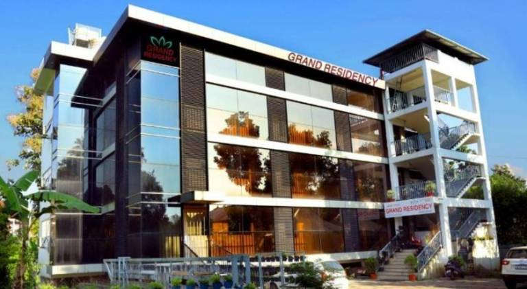 Capital O 84967 Airport Cochin Grand Residency