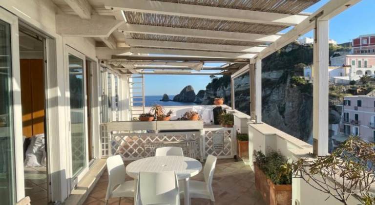 Holiday apartment with 2 rooms for 6 persons — photo 3