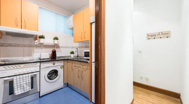 Holiday apartment | Next to Royal Palace of Madrid | Suitable for remote work | Pets allowed — photo 3