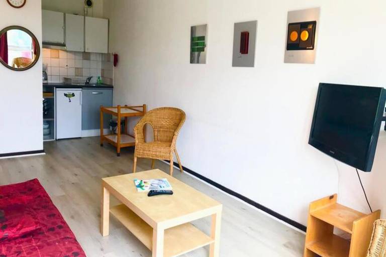 Rental apartment with 1 room for 6 persons — photo 4
