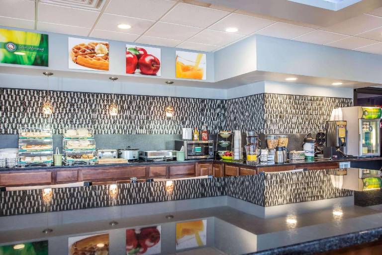 Quality Inn & Suites Aiken East — photo 3