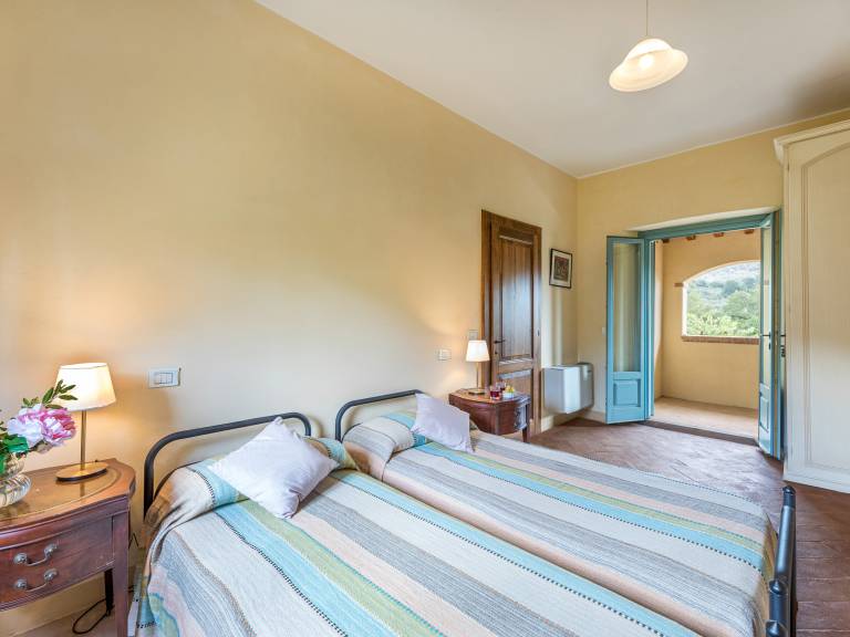 Child-friendly villa with private pool, BBQ & patio | Pool view | Pet-friendly — photo 3