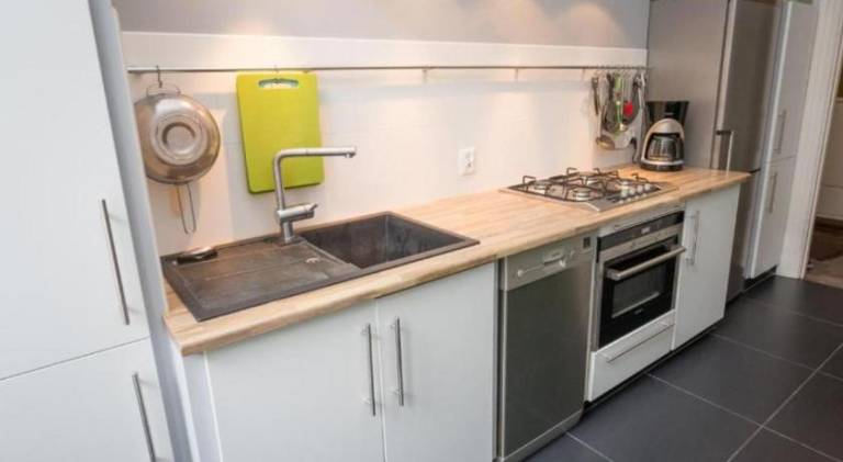 Apartment with 2 rooms for 6 persons — photo 3
