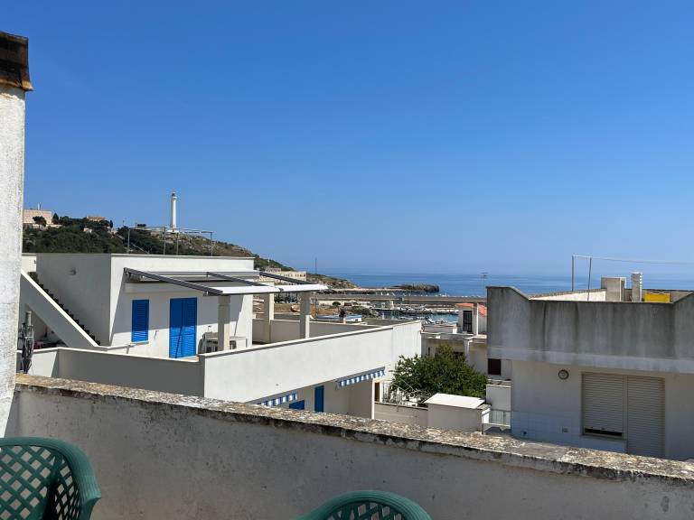 Apartment 'Monolocale Giorgia' with Sea View, Private Terrace and Air Conditioning — photo 4
