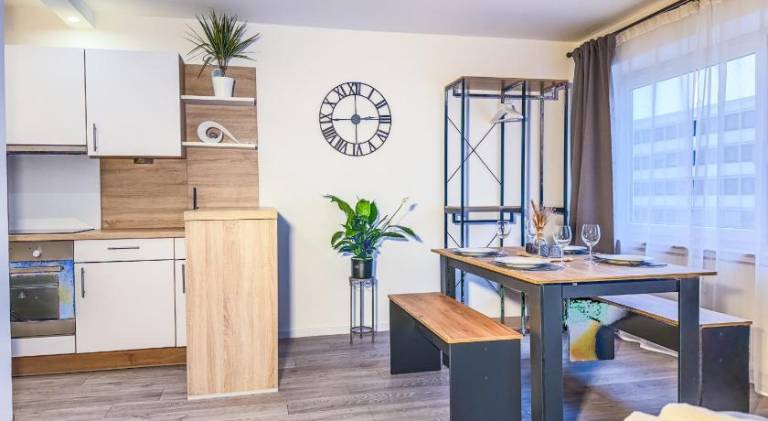 Beautiful rental apartment | Near Schnoor | Good for workation | Pet-friendly — photo 3