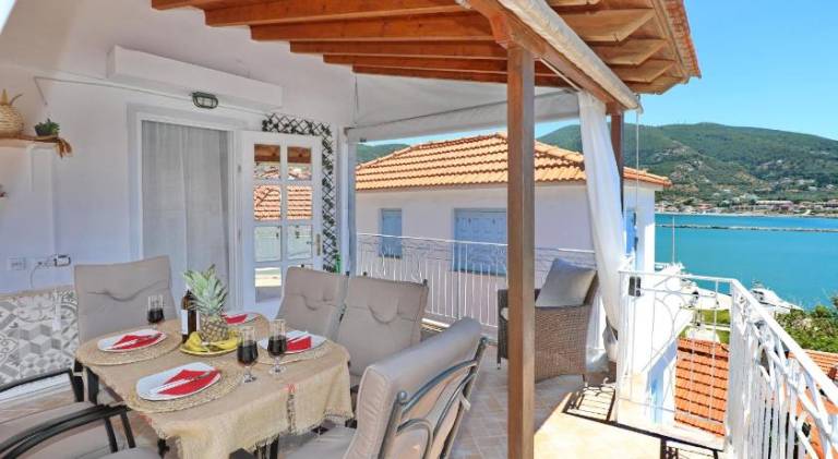 House with patio | Perfect for remote work — photo 2