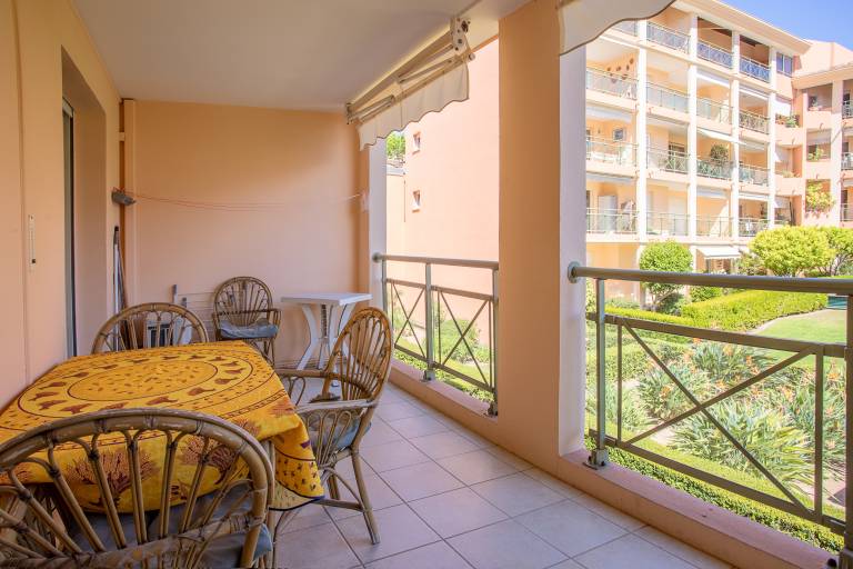 Holiday Apartment "Stomolocation" with Private Terrace, A/C & Wi-Fi — photo 2