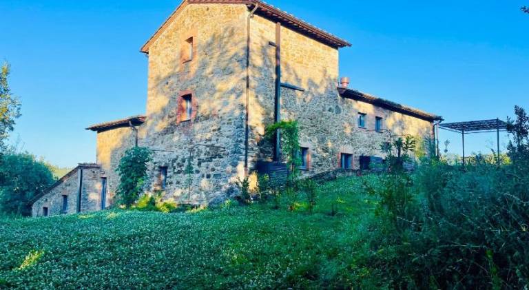 Villa with garden, BBQ & private pool | Perfect for remote work | Dogs allowed — photo 4