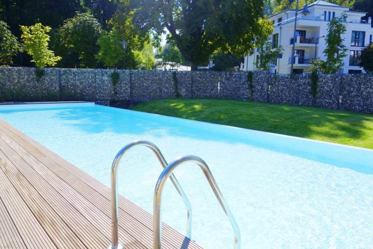 Luxus Unterkunft "Strandlounge mit Pool inmitten einer 6000 m² großen Parkanlage — photo 4