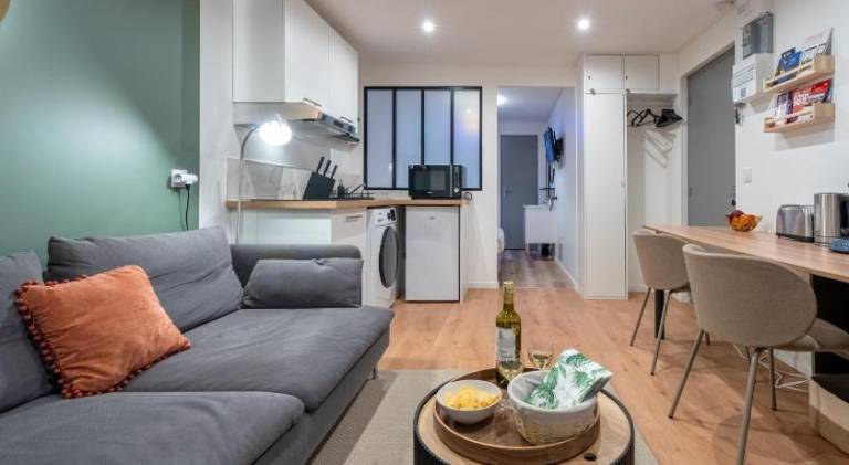 Rental apartment with hot tub | Close to Place des Quinconces in Bruges