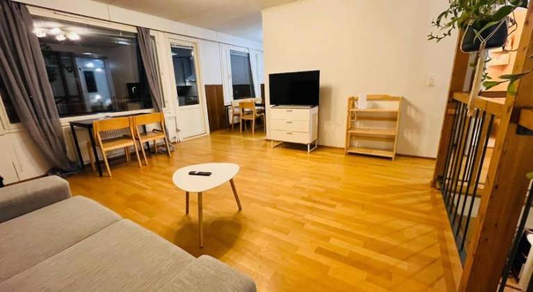 Apartment with 5 rooms for 10 persons in Helsinki