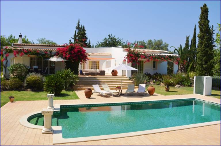 Villa Moncarapacho