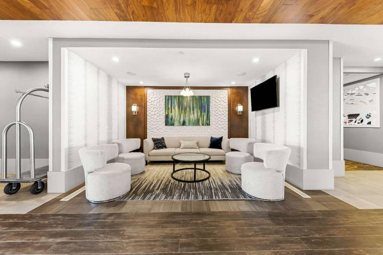Best Western Plus Airdrie Gateway — photo 3